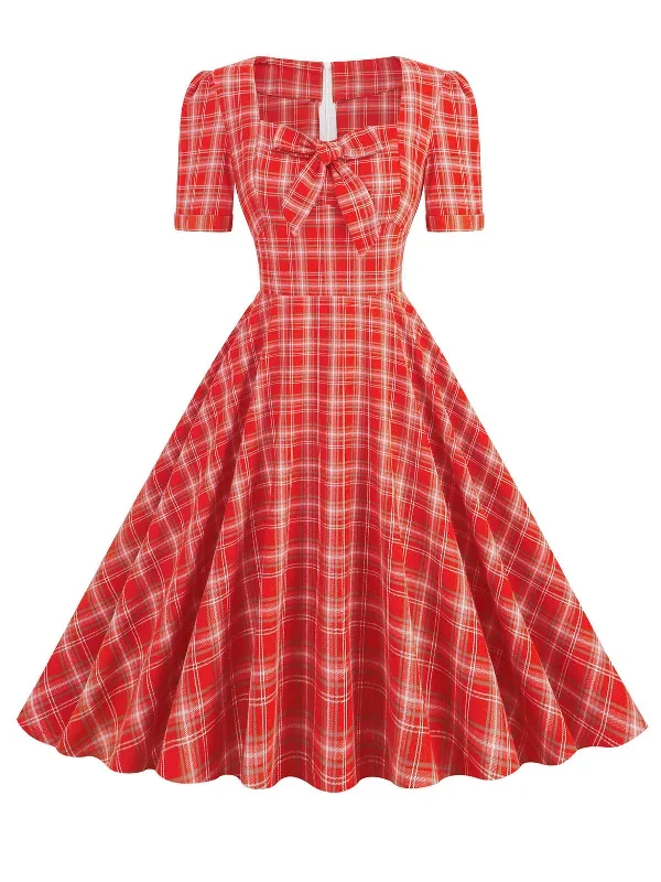 1950s-gingham-plaid-square-neck-flared-dress