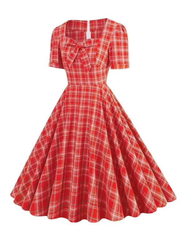 1950s-gingham-plaid-square-neck-flared-dress