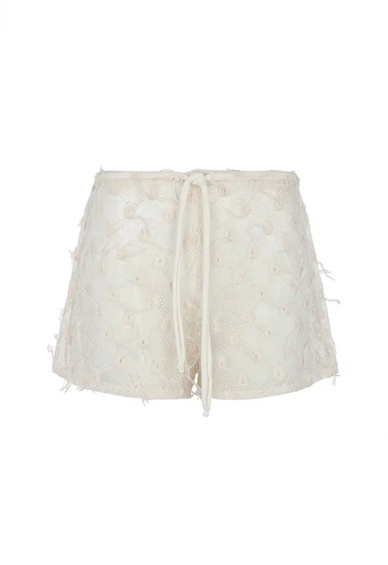 Chantilly Short