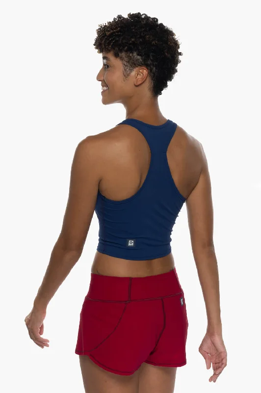 activewear-shorts-poppy-cranberry-solids