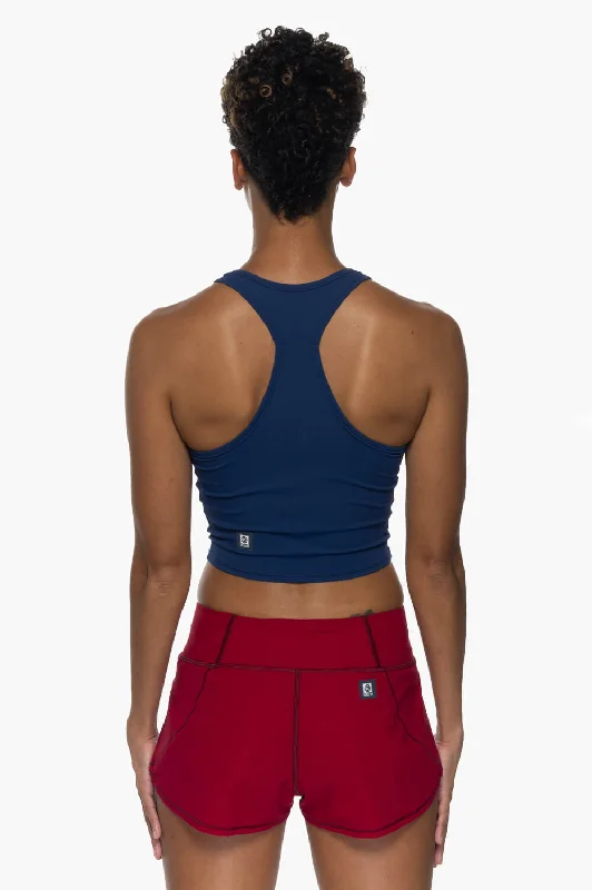 activewear-shorts-poppy-cranberry-solids