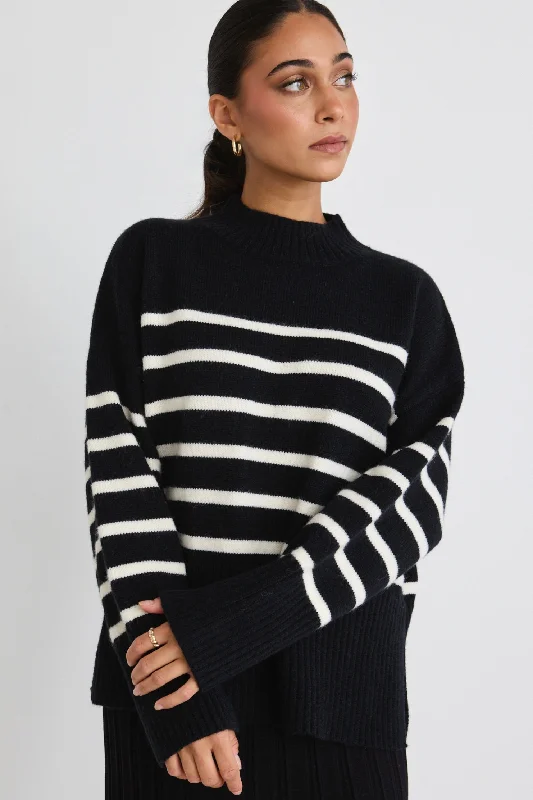 alaskastripefunnelneckknitjumper