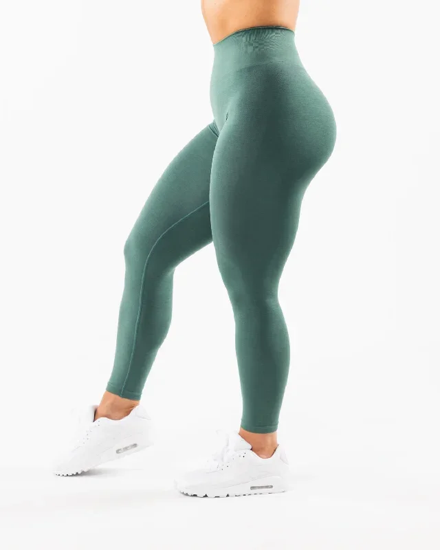 amplify-legging-sage