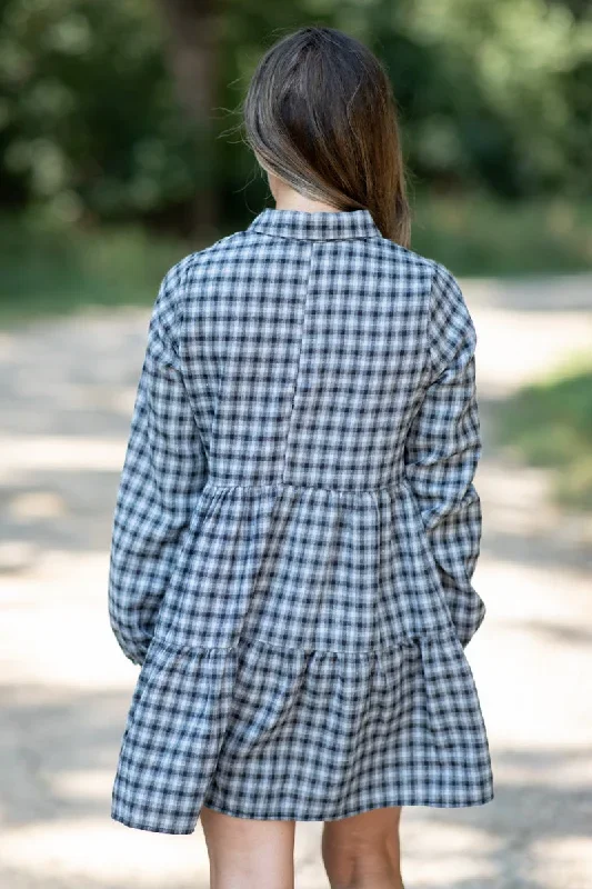 black-and-grey-gingham-long-sleeve-dress