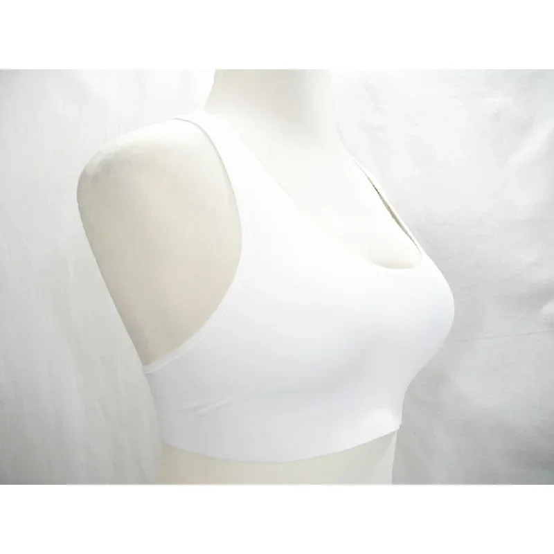 champion-b9504-absolute-racerback-sports-bra-with-smoothtec-band-medium-white