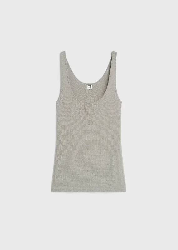 compact-knit-tank-dove