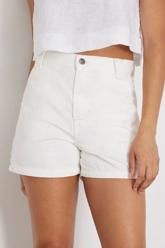 dez-short-in-white