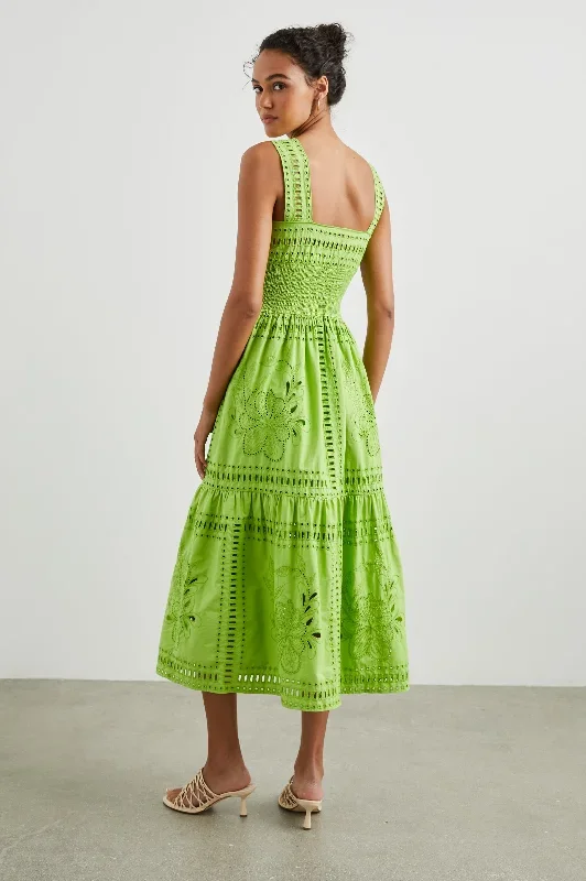 fawn-dress-island-green