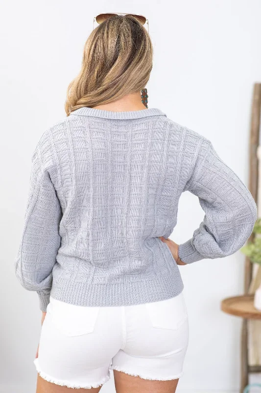 gray-pattern-knitted-collared-sweater