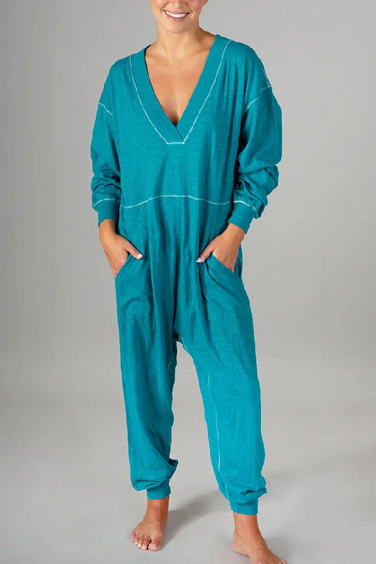 home-or-traveling-cotton-blend-long-sleeve-pocketed-loose-jumpsuit