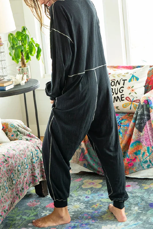 home-or-traveling-cotton-blend-long-sleeve-pocketed-loose-jumpsuit