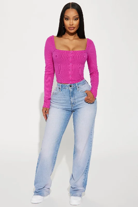 kandi-long-sleeve-crop-top-magenta