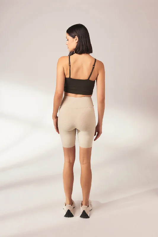 lightweight-everyday-cycling-shorts-natural-beige