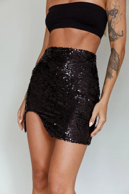 luna-heart-sequin-mini-skirt-black