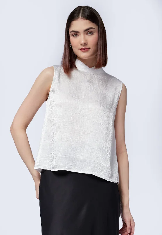 Mandarin Collar Sleeveless Blouse