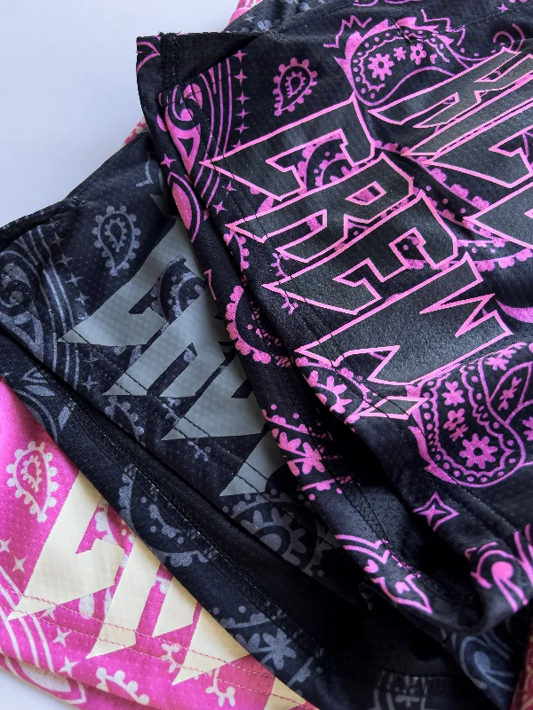 muay-thai-shorts-mid-thigh-cut-bandana-black-pink