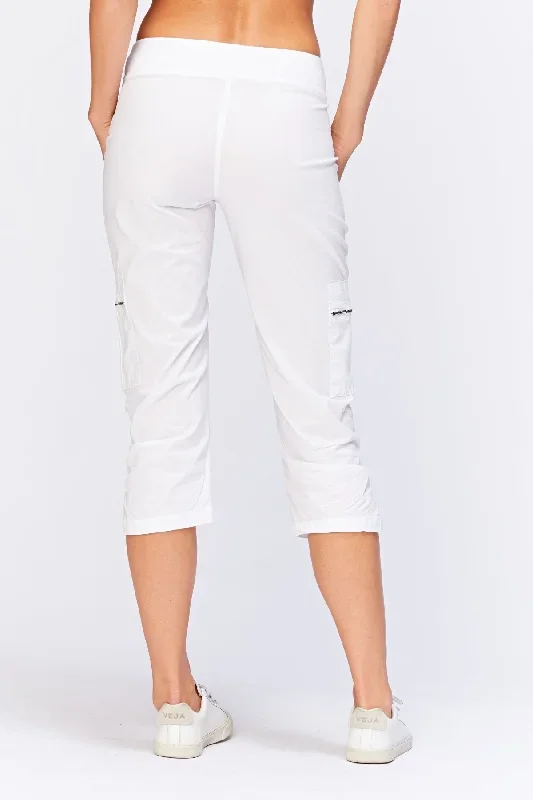 nadia-crop-white