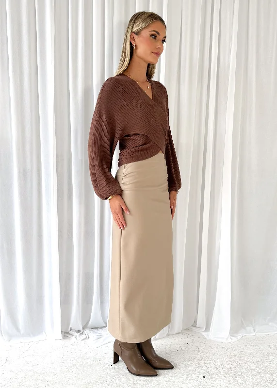 sandrilla-cropped-sweater-chocolate