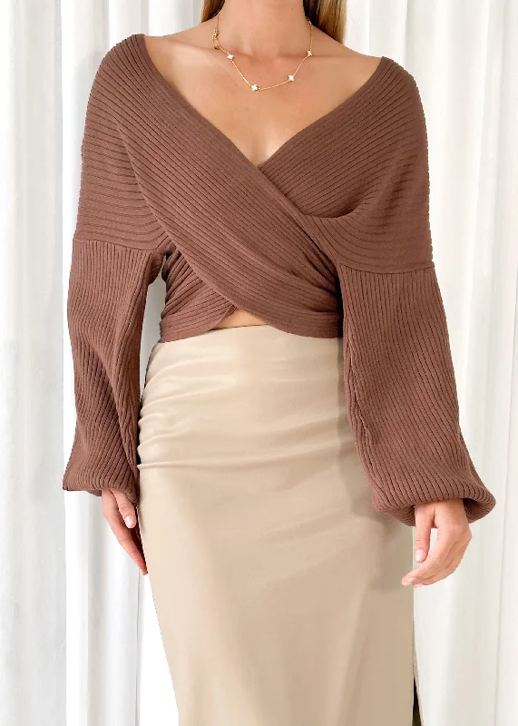 sandrilla-cropped-sweater-chocolate