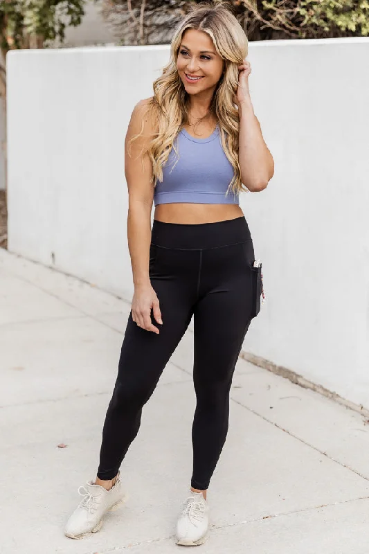 setting-the-bar-black-leggings-with-pocket