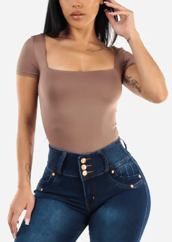 short-sleeve-square-neck-thong-bodysuit-dark-brown-tw1189dptaup