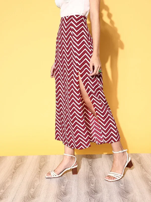 sk3569rd-berrylush-women-maroon-white-chevron-print-high-slit-midi-a-line-skirt