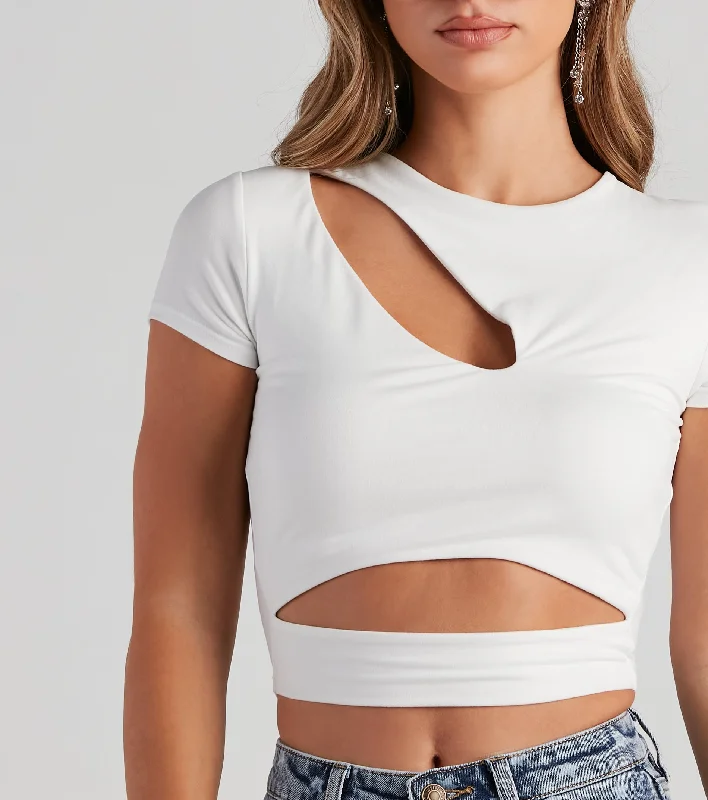 slash-of-style-cutout-crop-top-060014377001