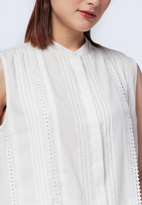 sleeveless-textured-blouse-24c094-off-white