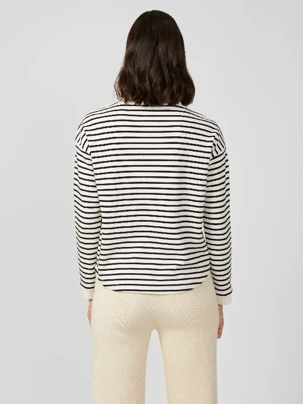 stripe-rib-button-detail-top-milk-black