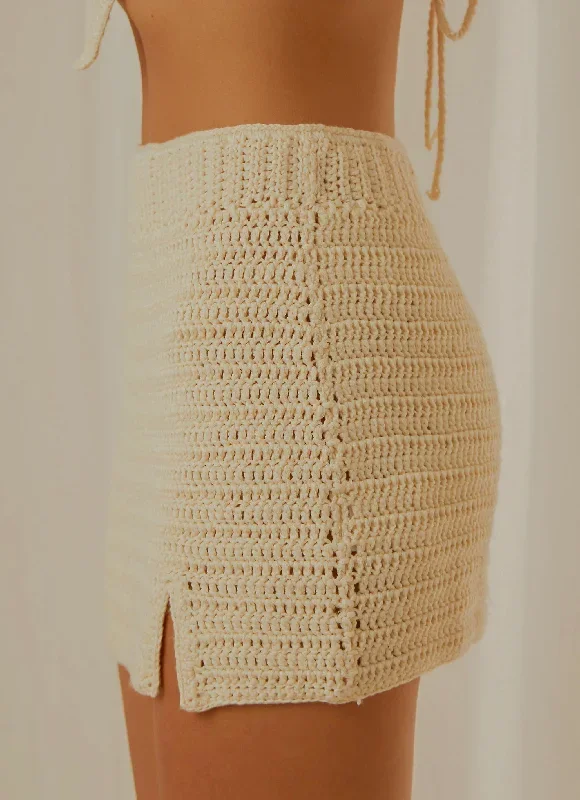 summer-style-crochet-skirt-coconut