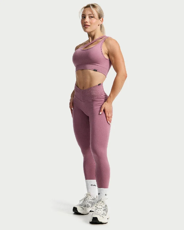 toned-v-shape-leggings