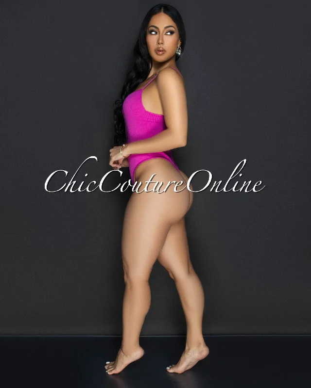 toniya-fuchsia-ribbed-body-con-bodysuit