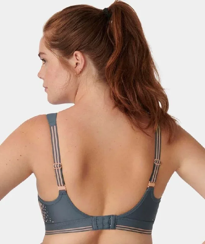 triumph-triaction-extreme-lite-sports-bra-grey