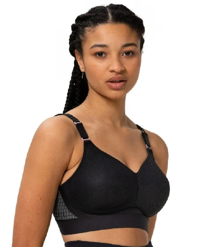 triumph-triaction-hybrid-lite-wire-free-sports-bra-black