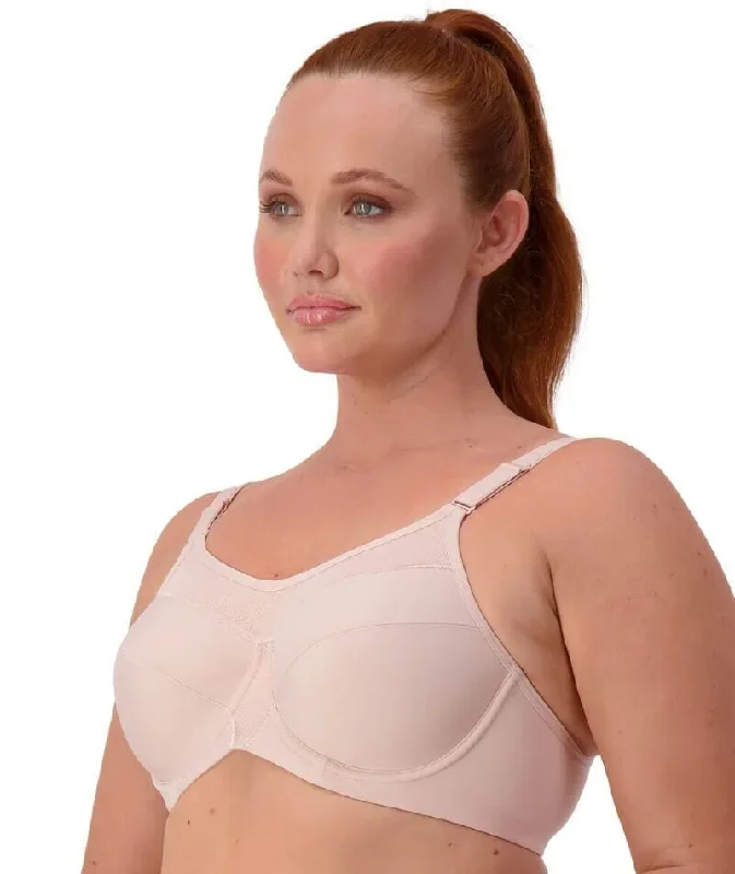 triumph-triaction-ultra-underwired-sports-bra-fig-pink