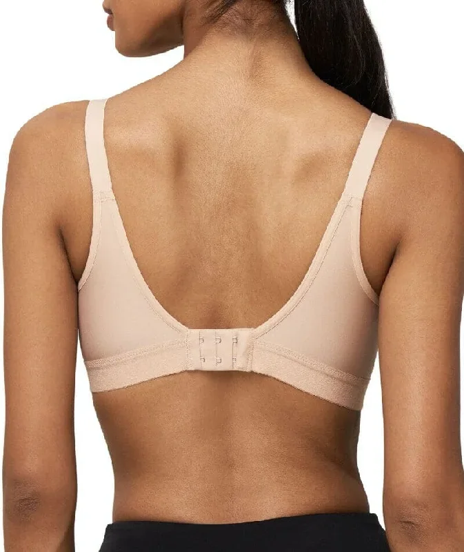 triumph-triaction-wellness-wire-free-sports-bra-neutral-beige