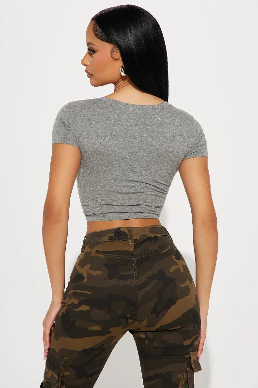 veronica-v-neck-crop-top-heathered-grey