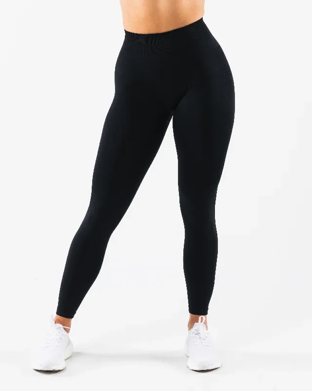 womens-amplify-gravity-legging-black