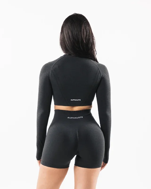 womens-stratus-long-sleeve-crop-shadow