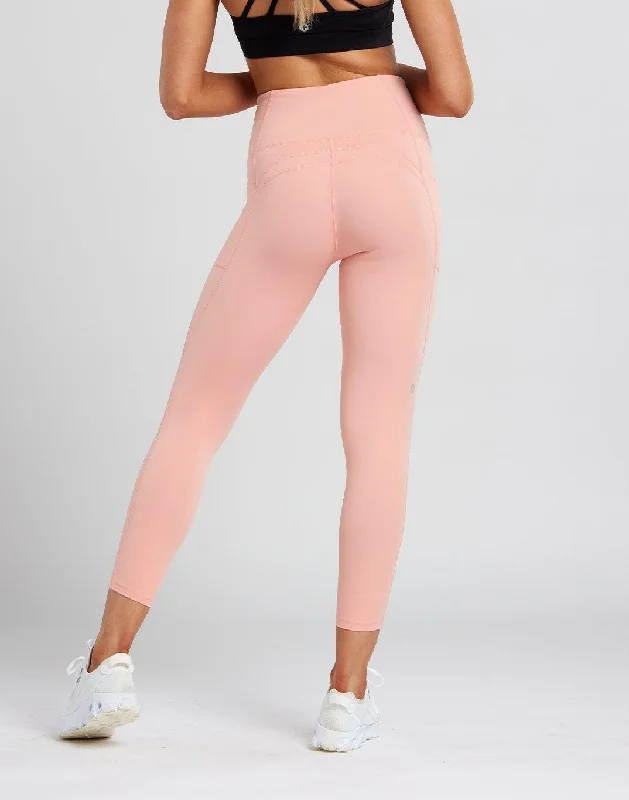 womens-swift-high-rise-legging-in-soft-coral